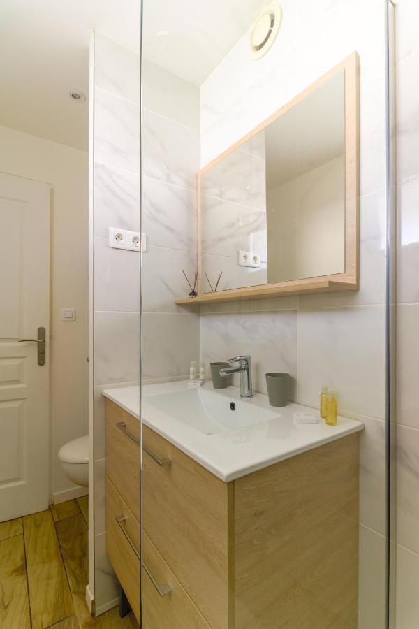 Select'Sohome - Appartement Renove Au Coeur Du Centre-Ville Du Lavandou - A Proximite Des Plages Et Commerces - Gaia 勒拉旺杜 外观 照片